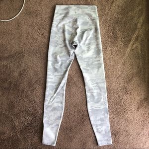 Lululemon Wunder Under High Rise 28” Luxtreme Leggings Alpine White Starlight 6